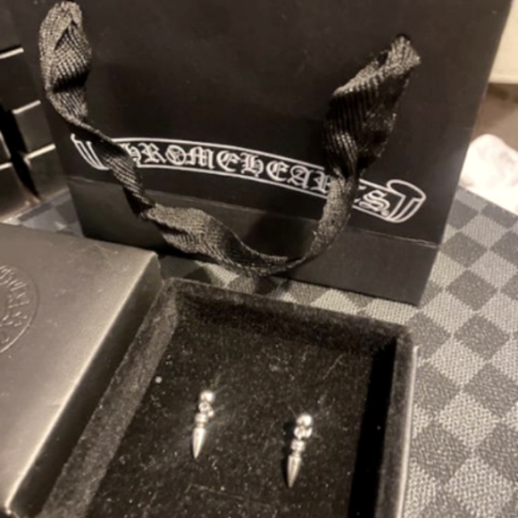 Chrome Hearts Silver Dagger earrings